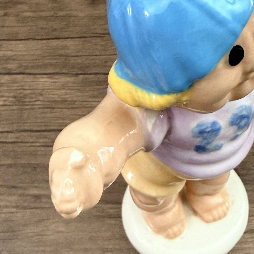 Vintage Cabbage Patch Kids | Girl | Softball | Purple Shirt | Blue Hat | 8.5x3.5 - Picture 4 of 12